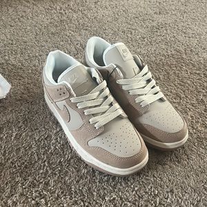 nike sandrift dunk low